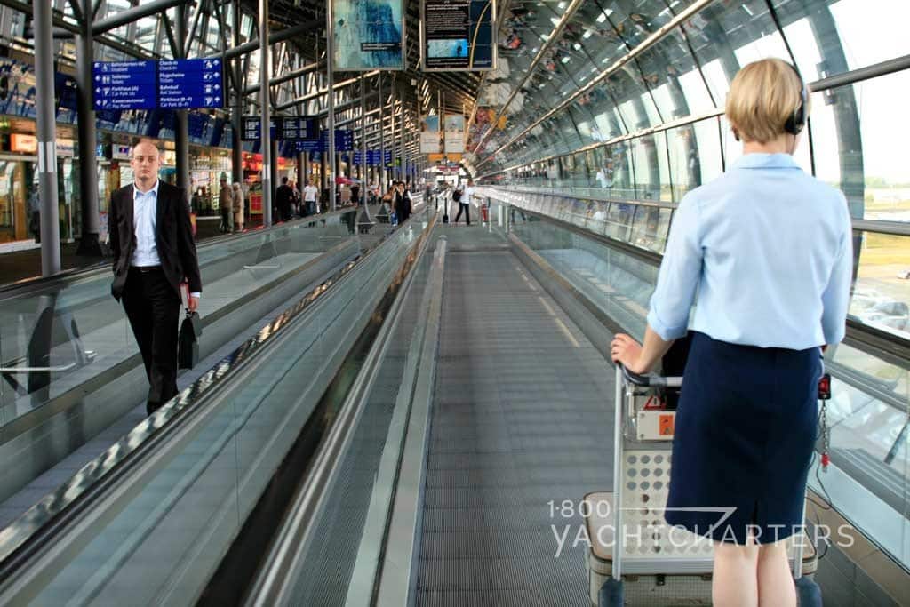 airport walking conveyor belt